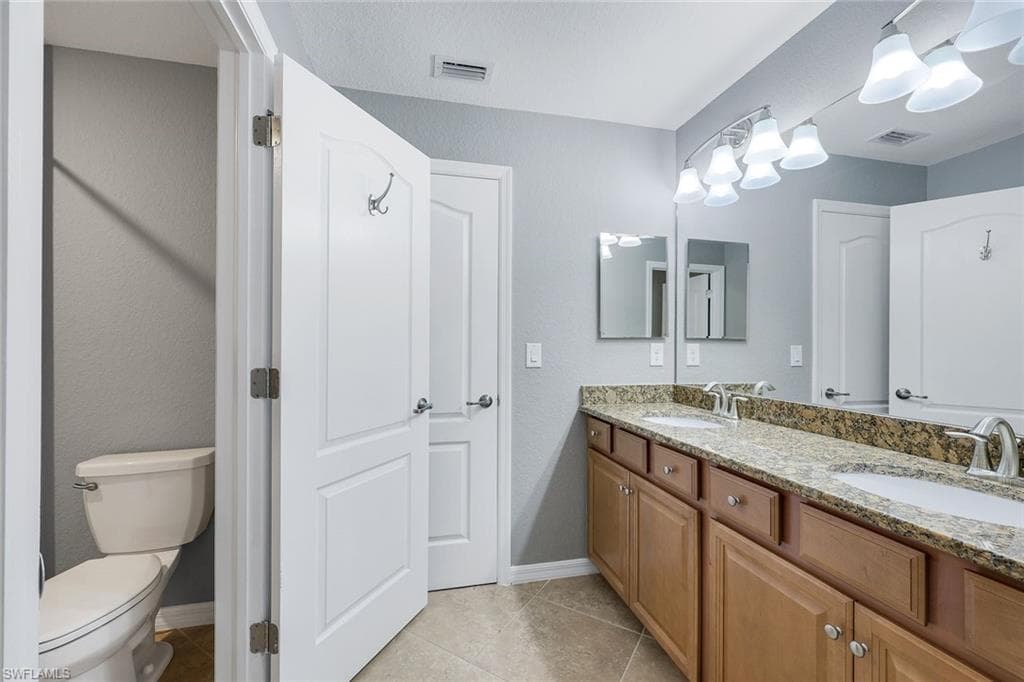 2262 Vermont LN-16