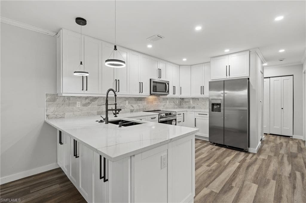 1521 Chesapeake AVE B2-3
