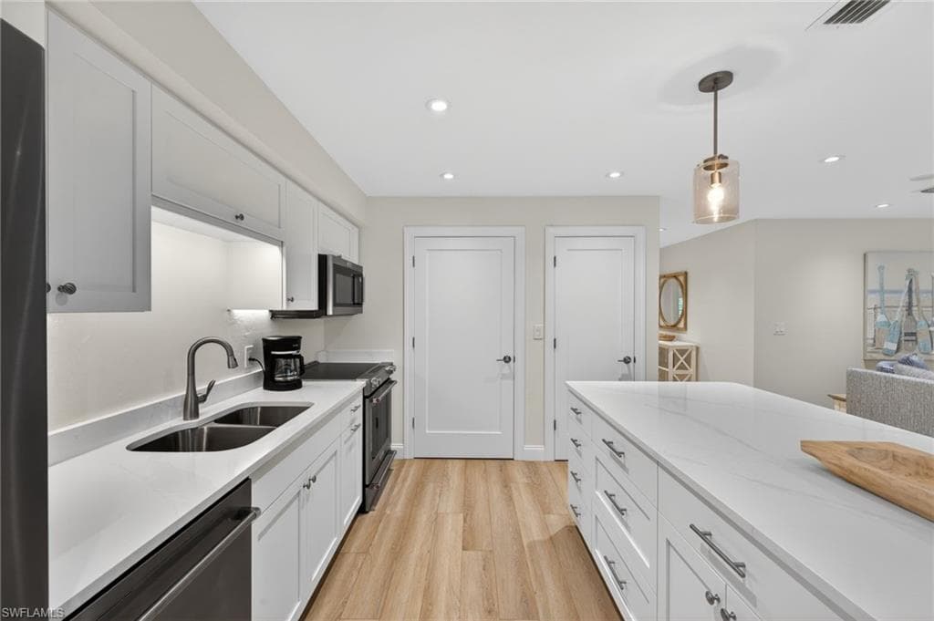 2721 W Gulf DR 108-6