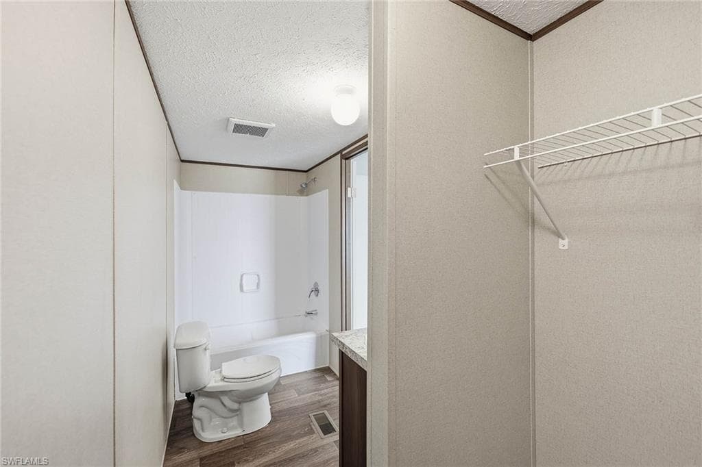 20751 Garden DR-14