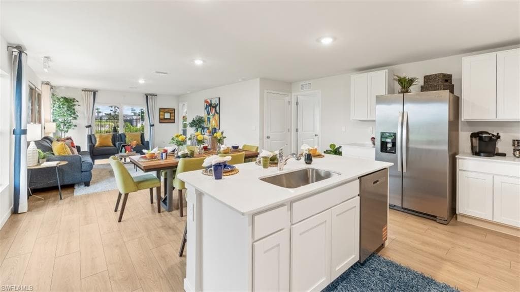 1252 Brooklands DR-5