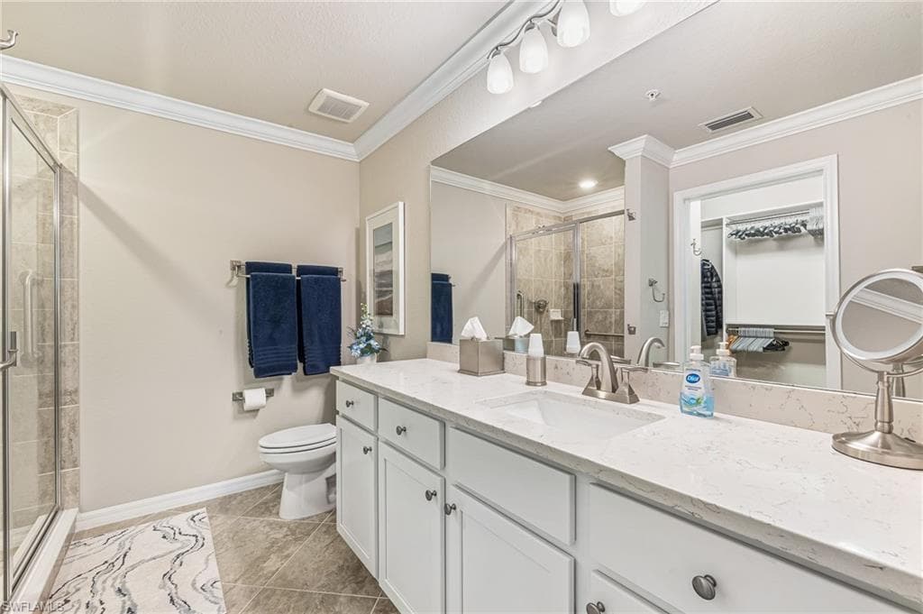 10711 Palazzo WAY 404-8