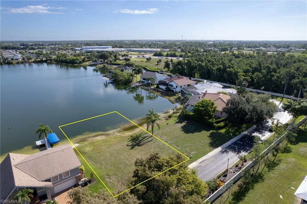 5090 Harborage DR-2