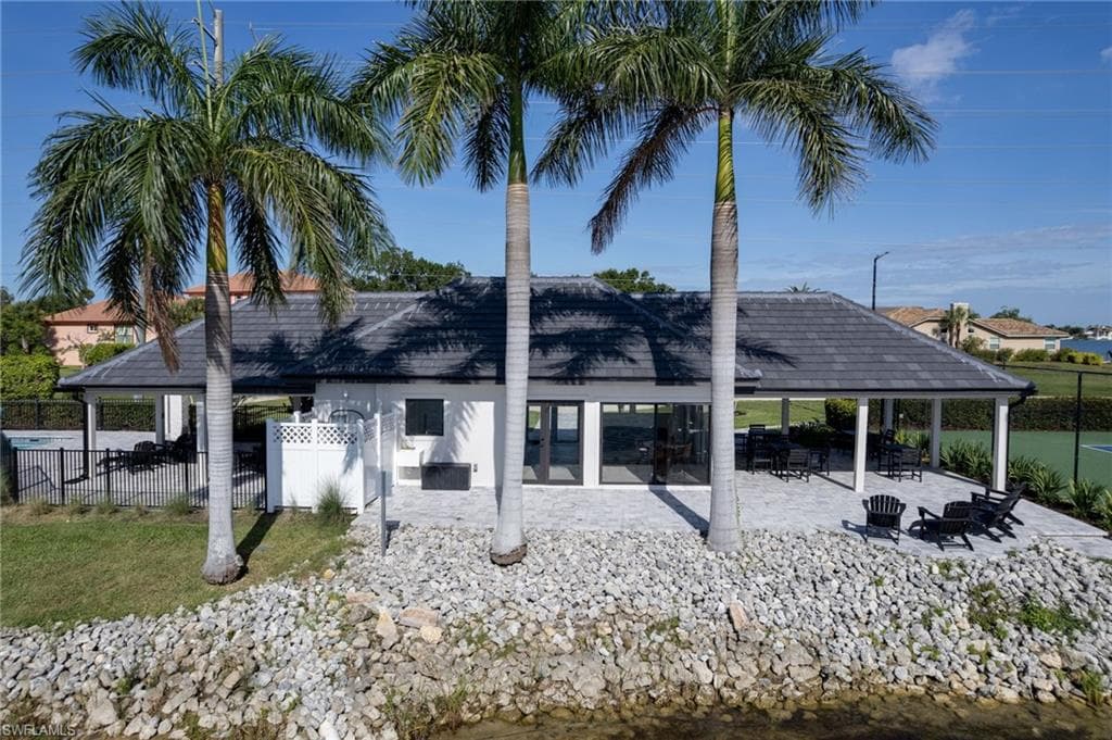 5090 Harborage DR-17