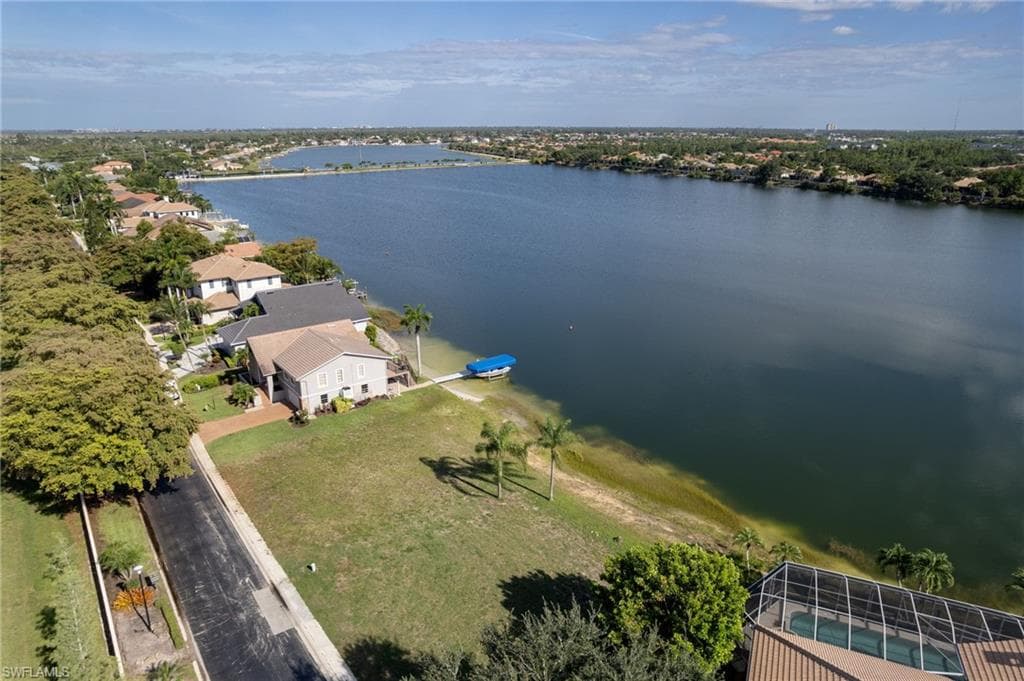 5090 Harborage DR-25