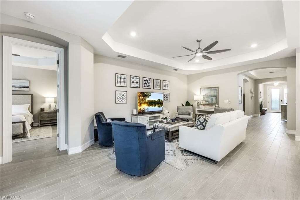 28109 Seasons Tide AVE-7