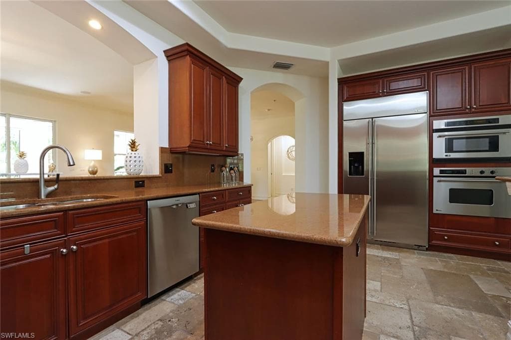 2868 Tiburon BLVD E 102-10