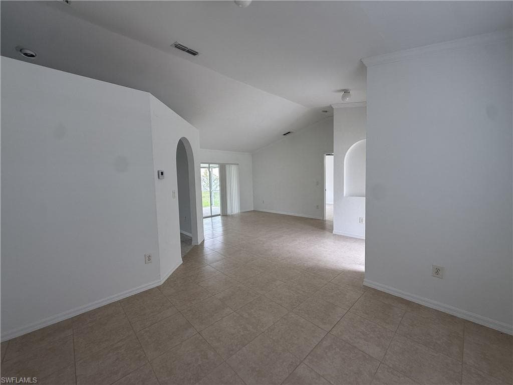 15603 Spring Line LN-3