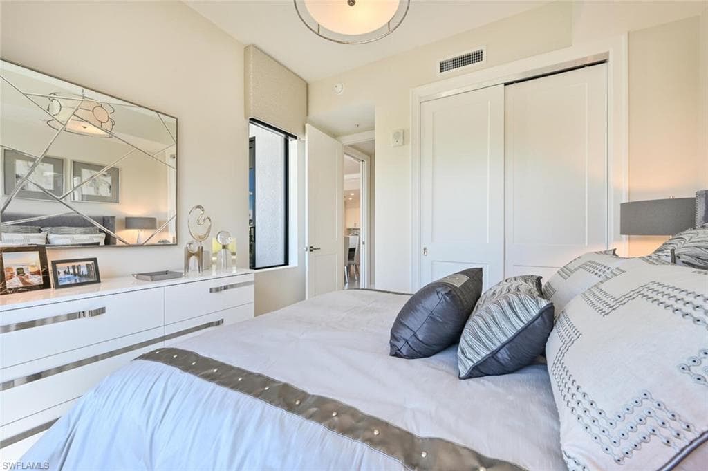 1111 Central Avenue 303-23
