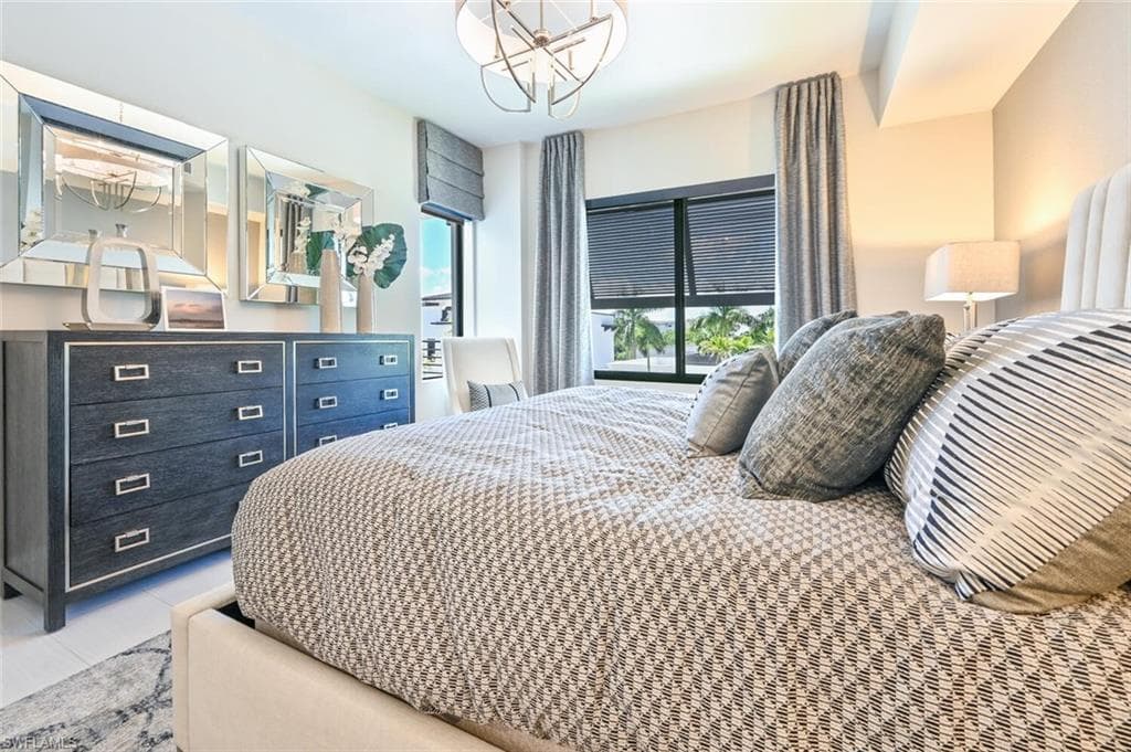 1111 Central Avenue 303-19