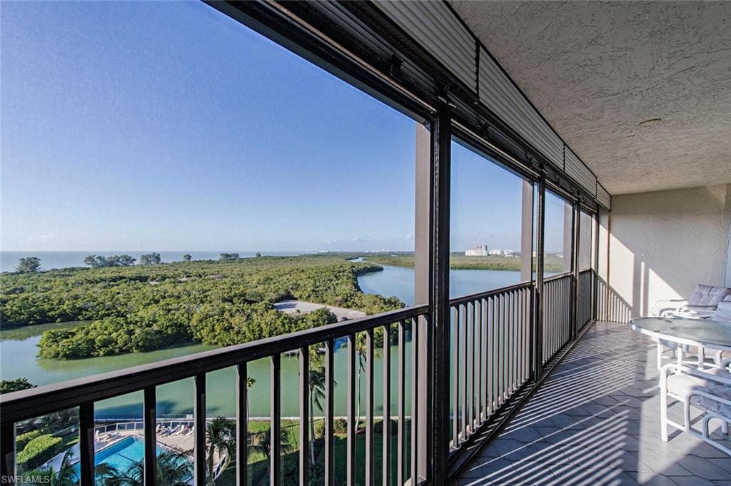 17 BLUEBILL AVE 1102-6
