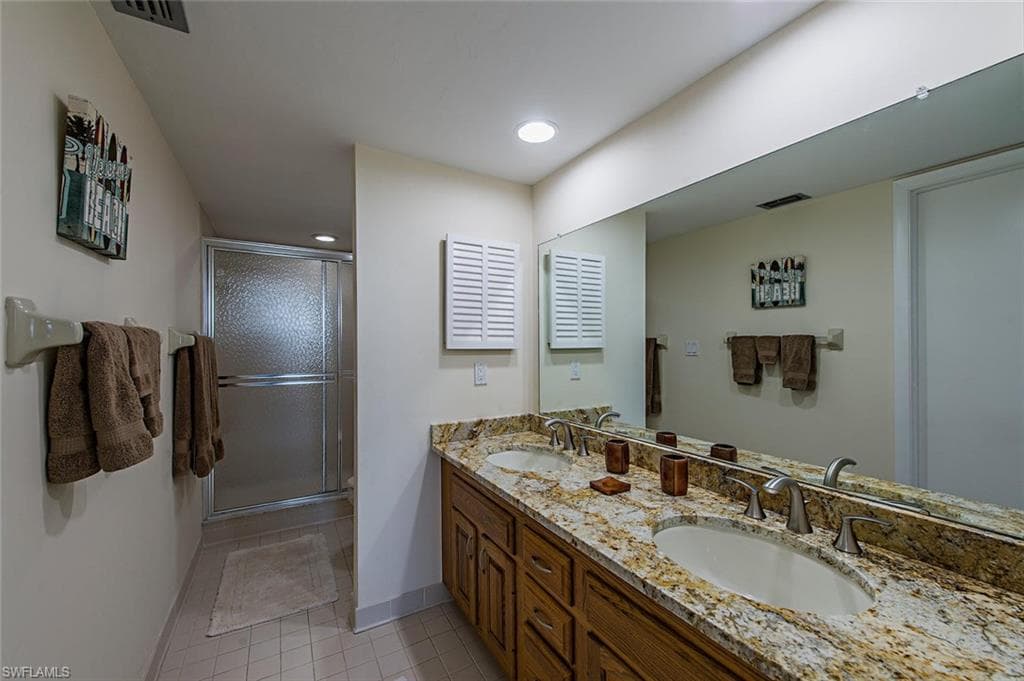 17 BLUEBILL AVE 1102-8