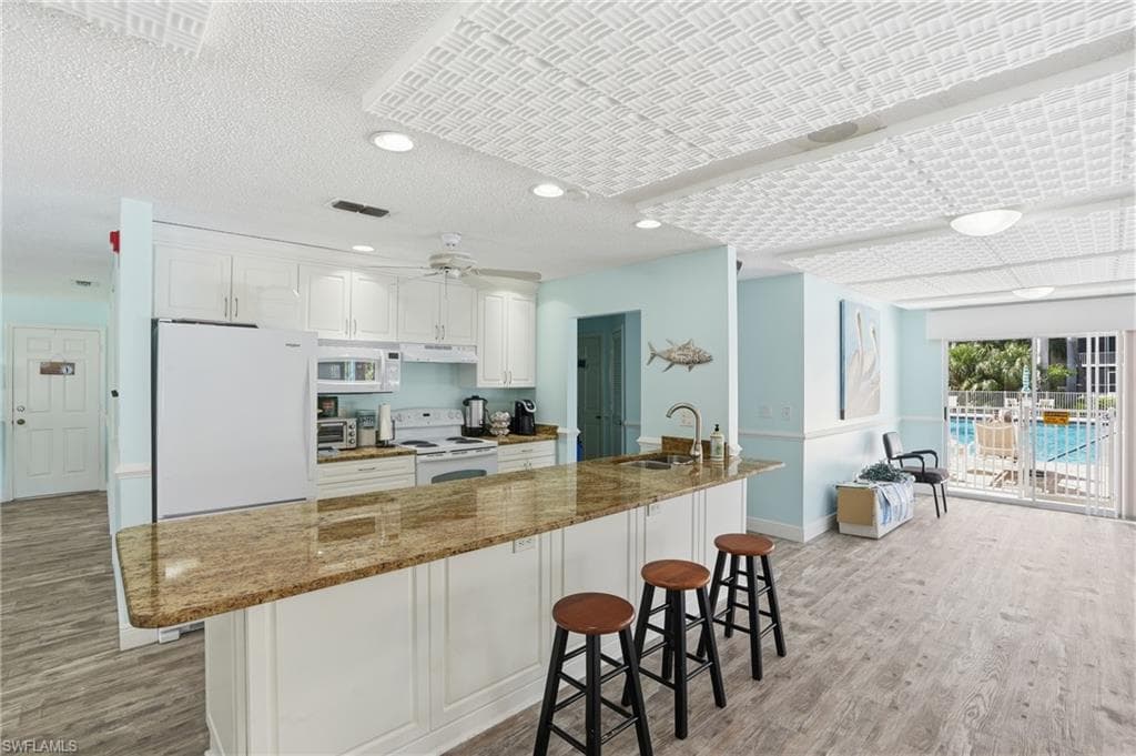 3031 Sandpiper Bay CIR F205-38
