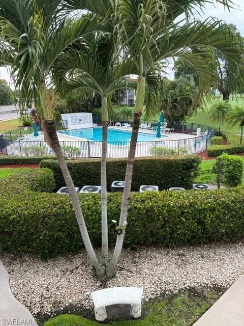 5 High Point CIR W 206-41
