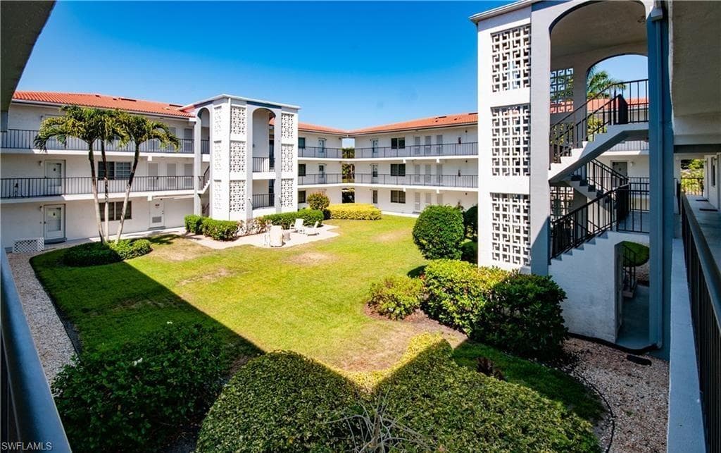 5 High Point CIR W 206-39