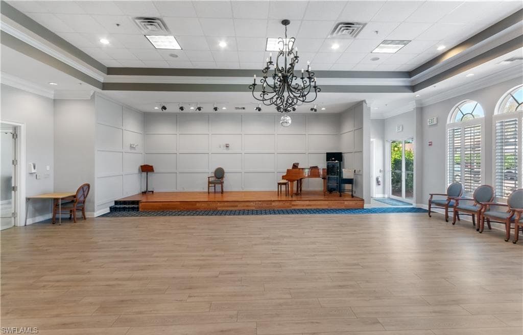 5 High Point CIR W 206-25
