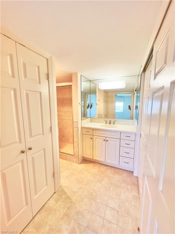 3420 Gulf Shore BLVD N 43-24