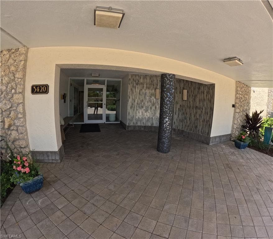 3420 Gulf Shore BLVD N 43-2