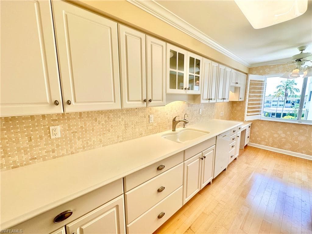 3420 Gulf Shore BLVD N 43-5