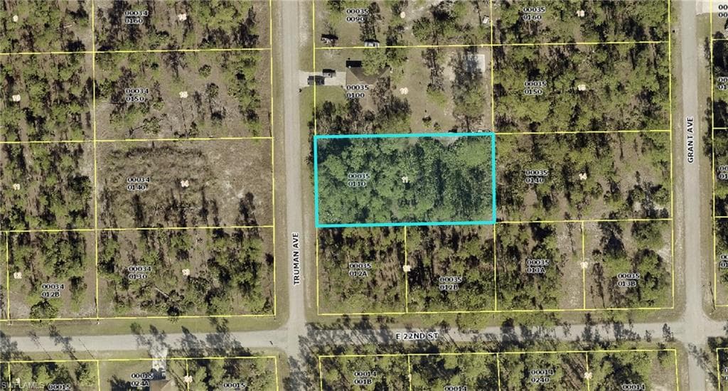 2202 Truman AVE-6