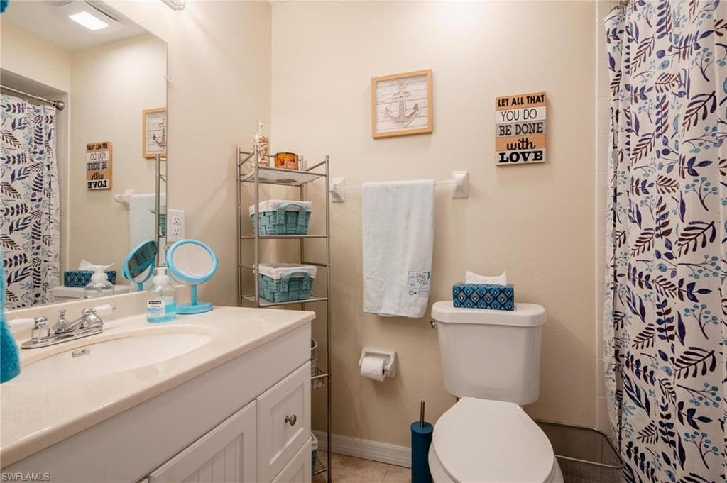 25480 Cockleshell DR 1005-23