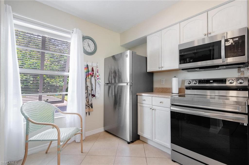 25480 Cockleshell DR 1005-9