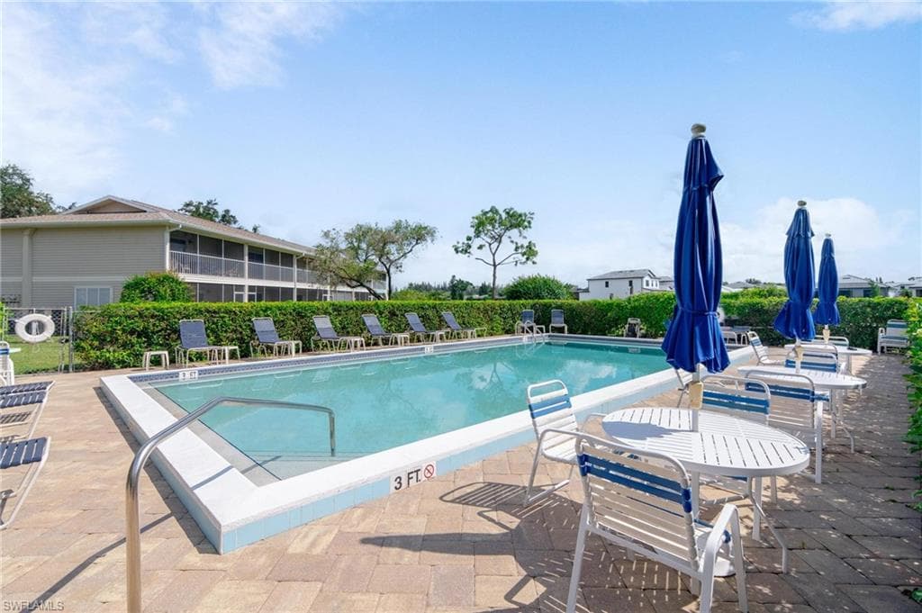 25480 Cockleshell DR 1005-4