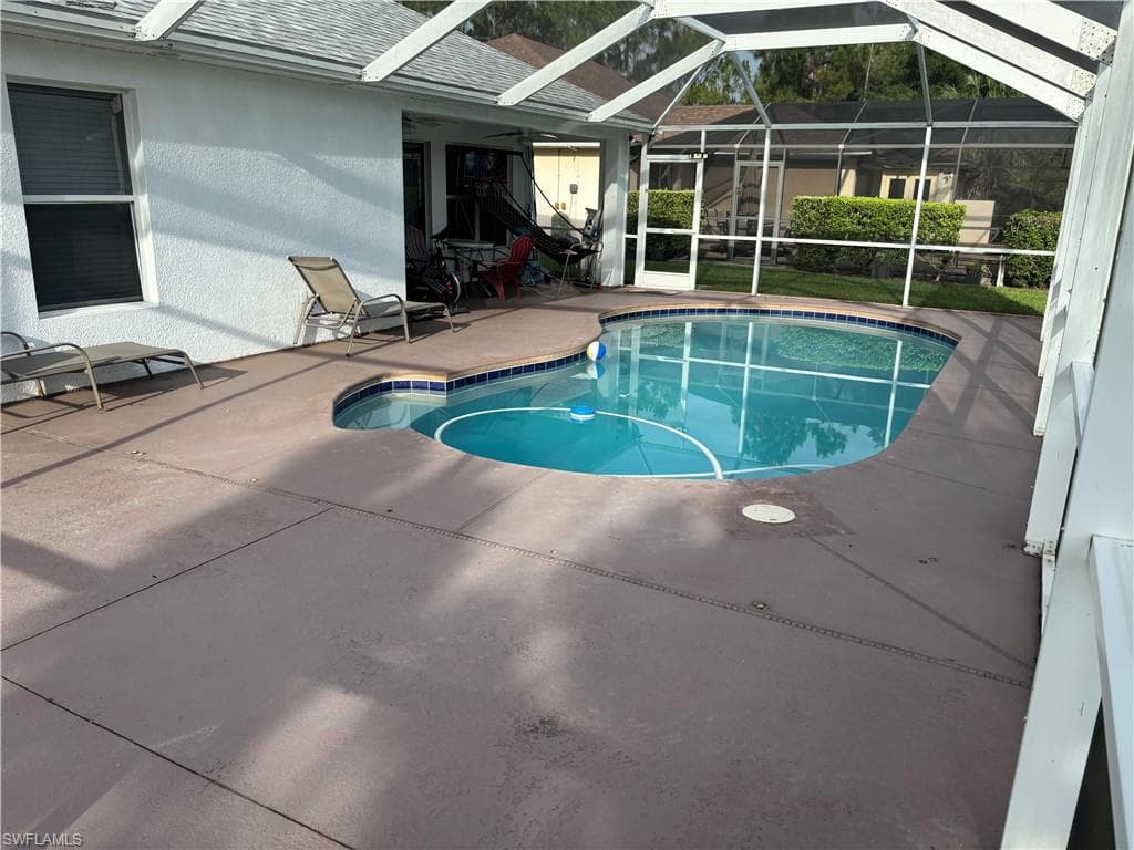 8031 Liriope LOOP-12