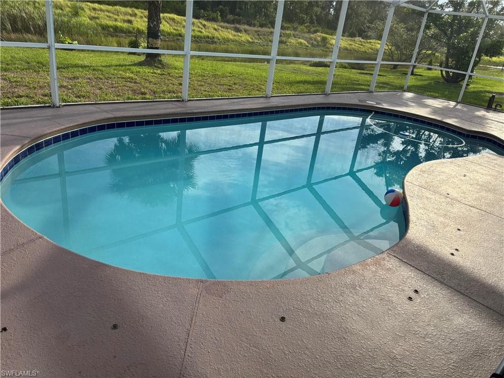 8031 Liriope LOOP-14