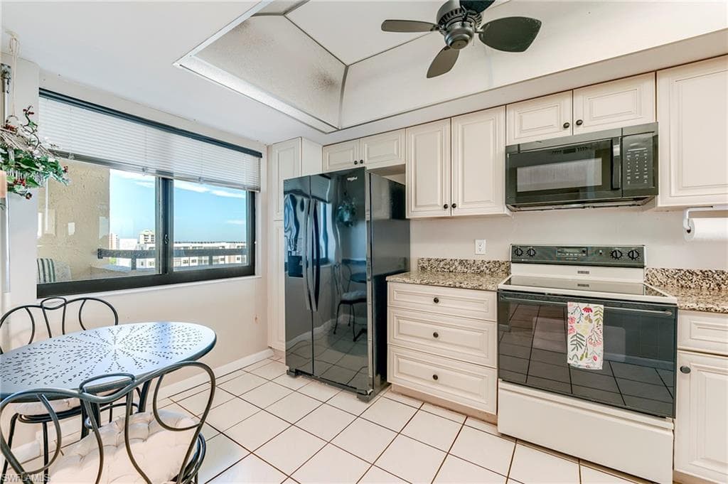8400 Estero BLVD 903-12