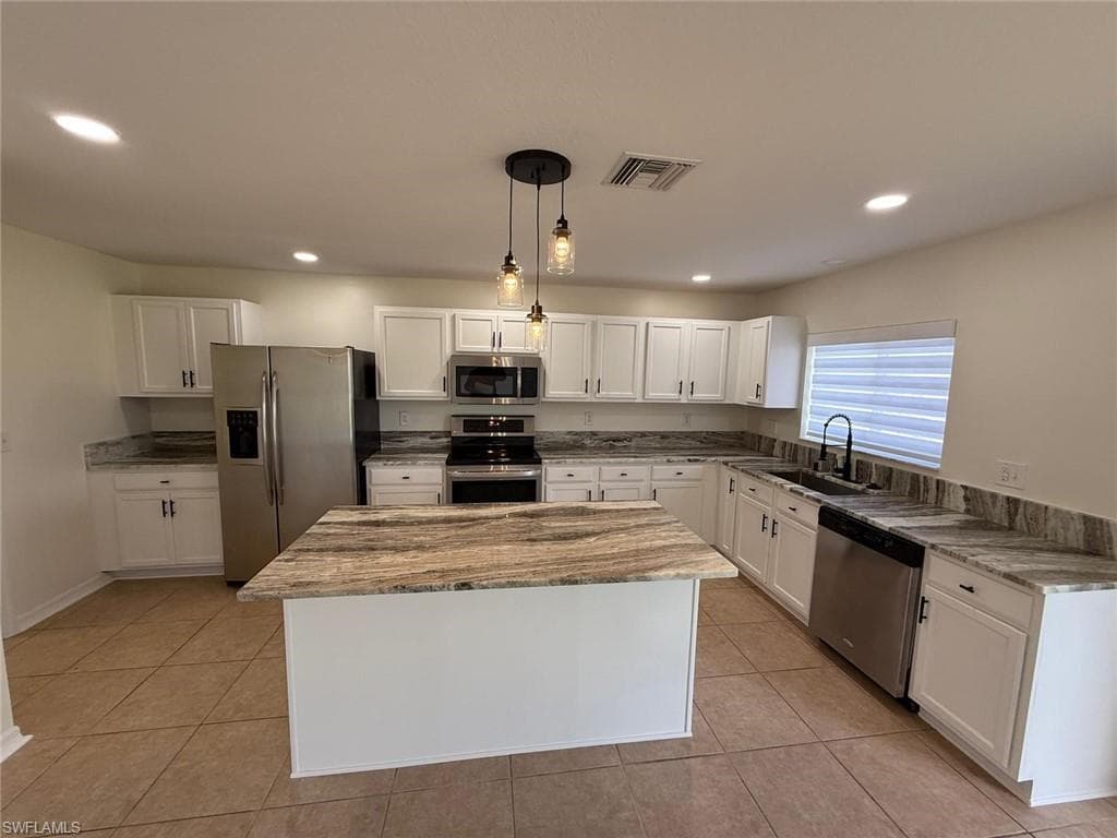 18168 Horizon View BLVD-16