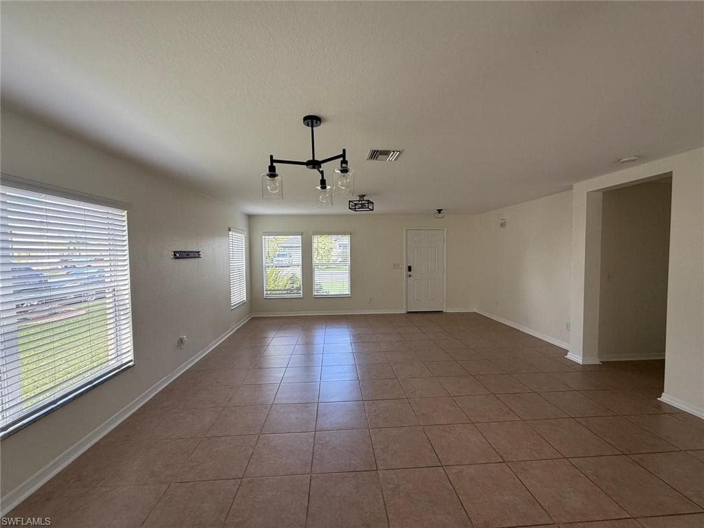 18168 Horizon View BLVD-10