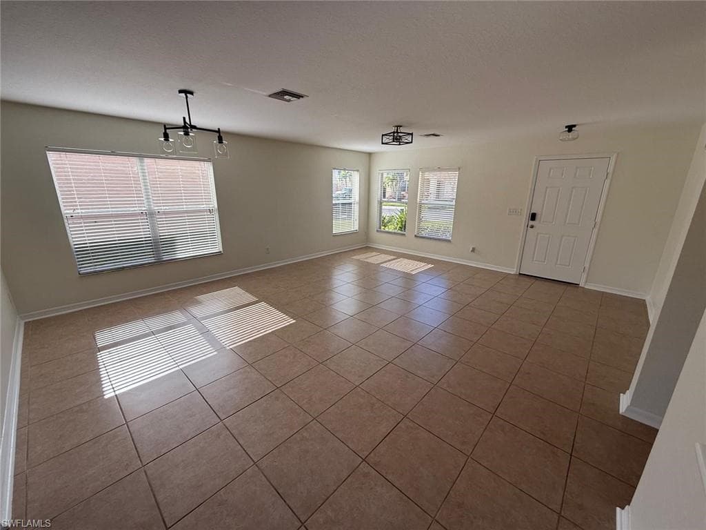 18168 Horizon View BLVD-14
