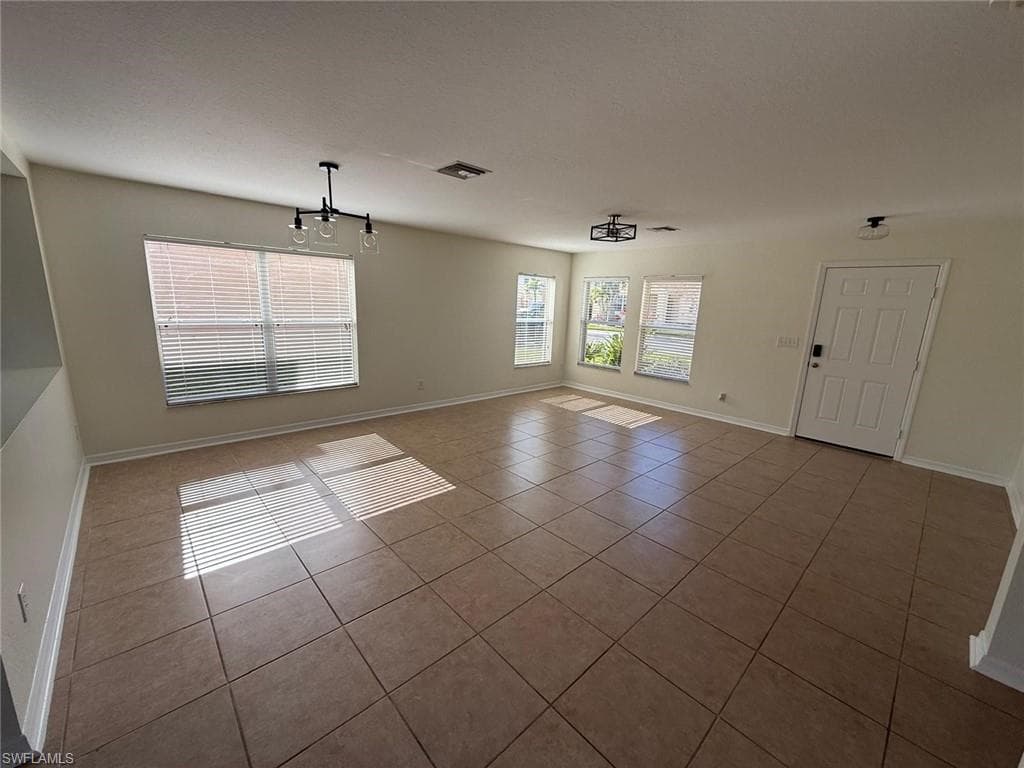 18168 Horizon View BLVD-15