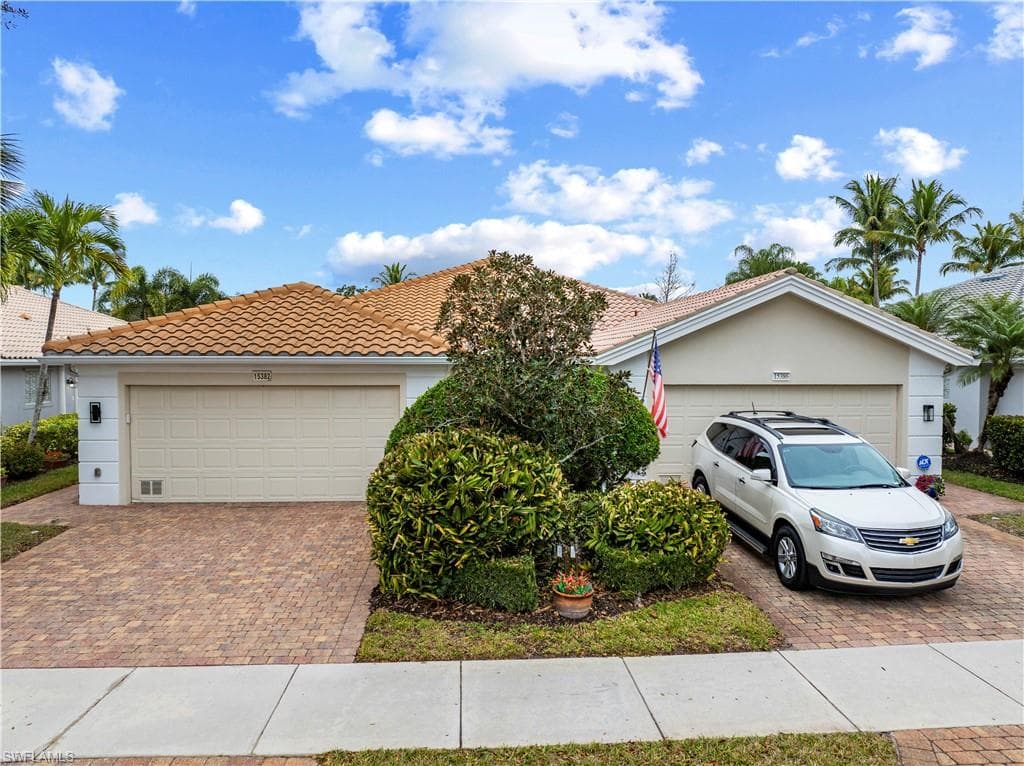 15382 Queen Angel WAY-25