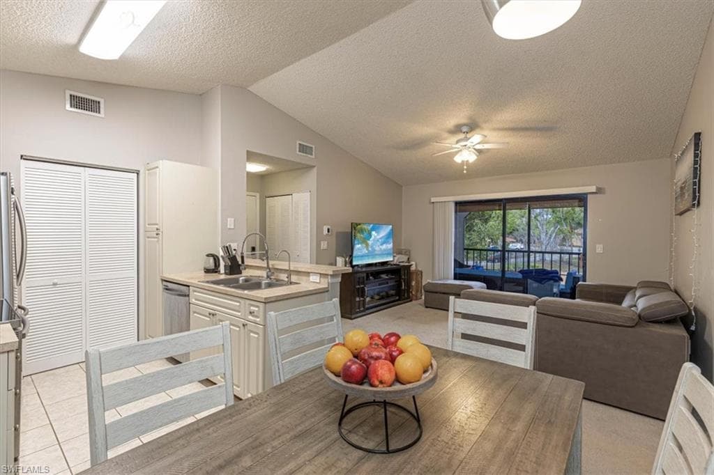 2202 Arbour Walk CIR 2124-2