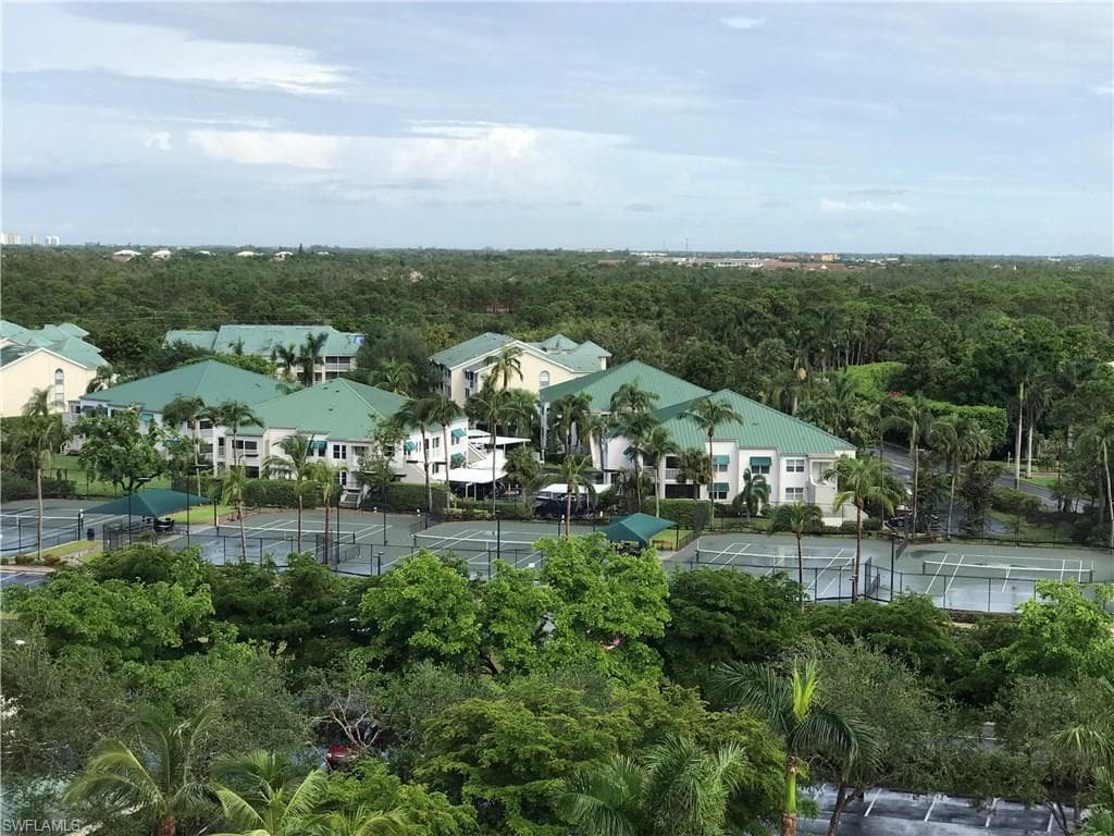 425 Cove Tower DR 902-26