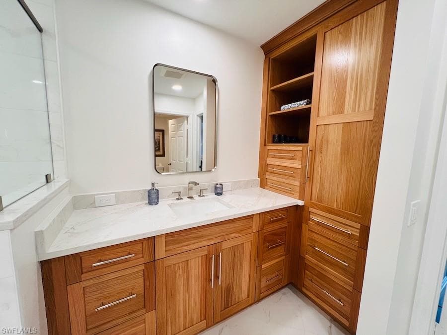425 Cove Tower DR 902-22