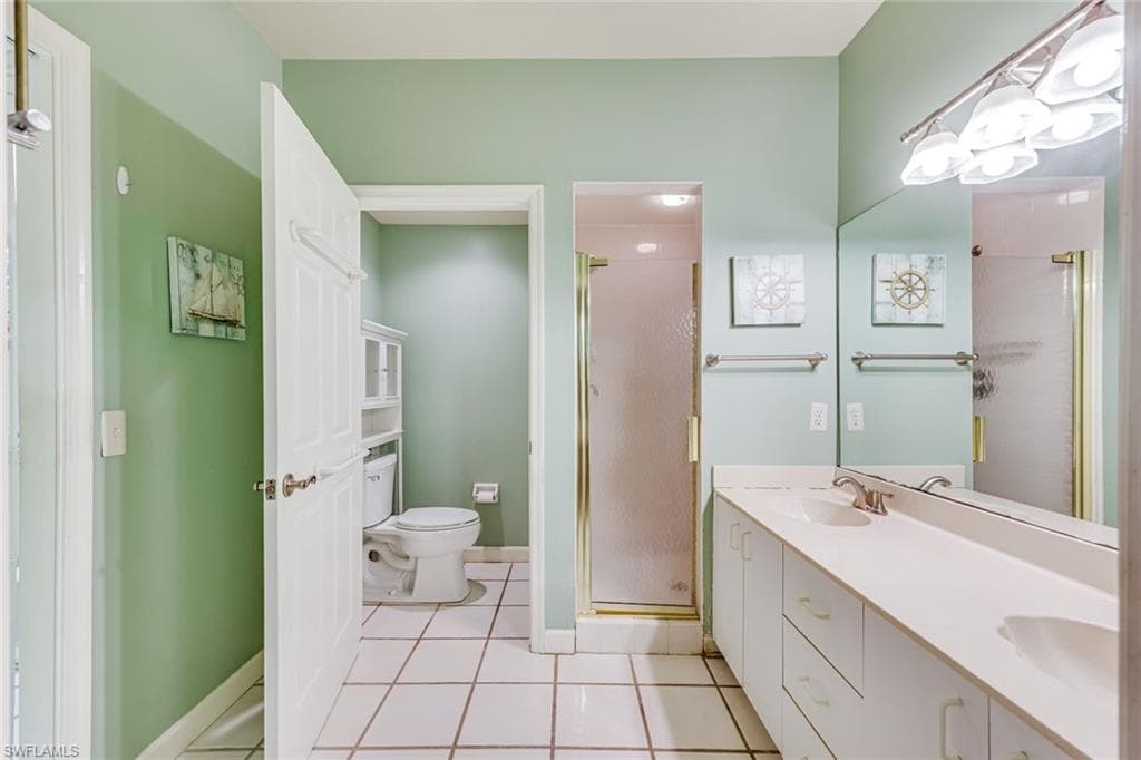 2325 Hidden Lake DR 1-13