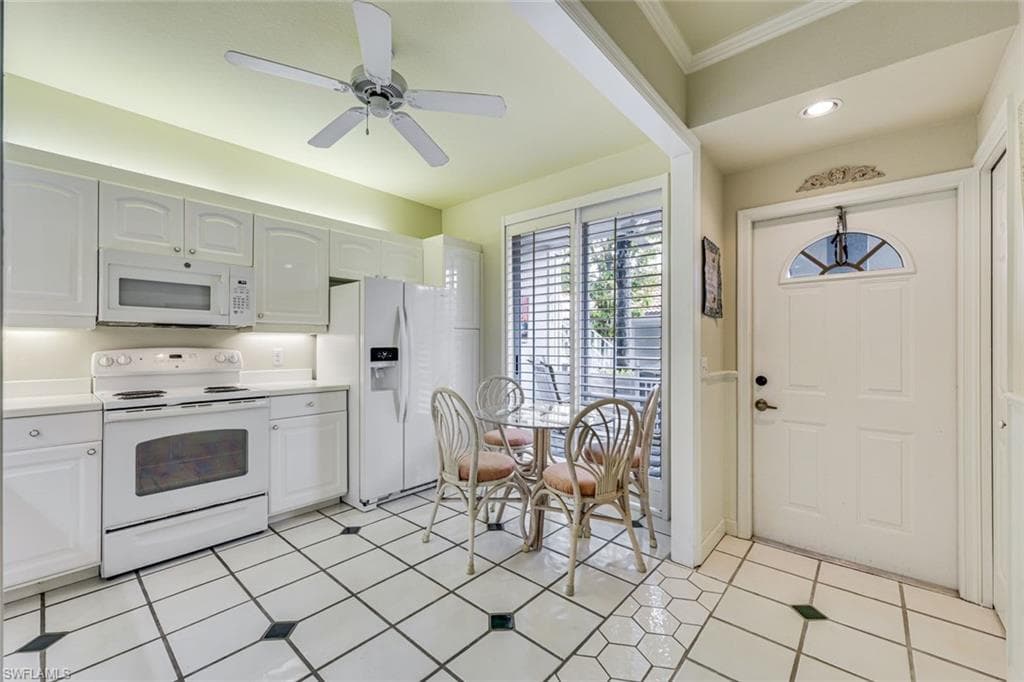 2325 Hidden Lake DR 1-1