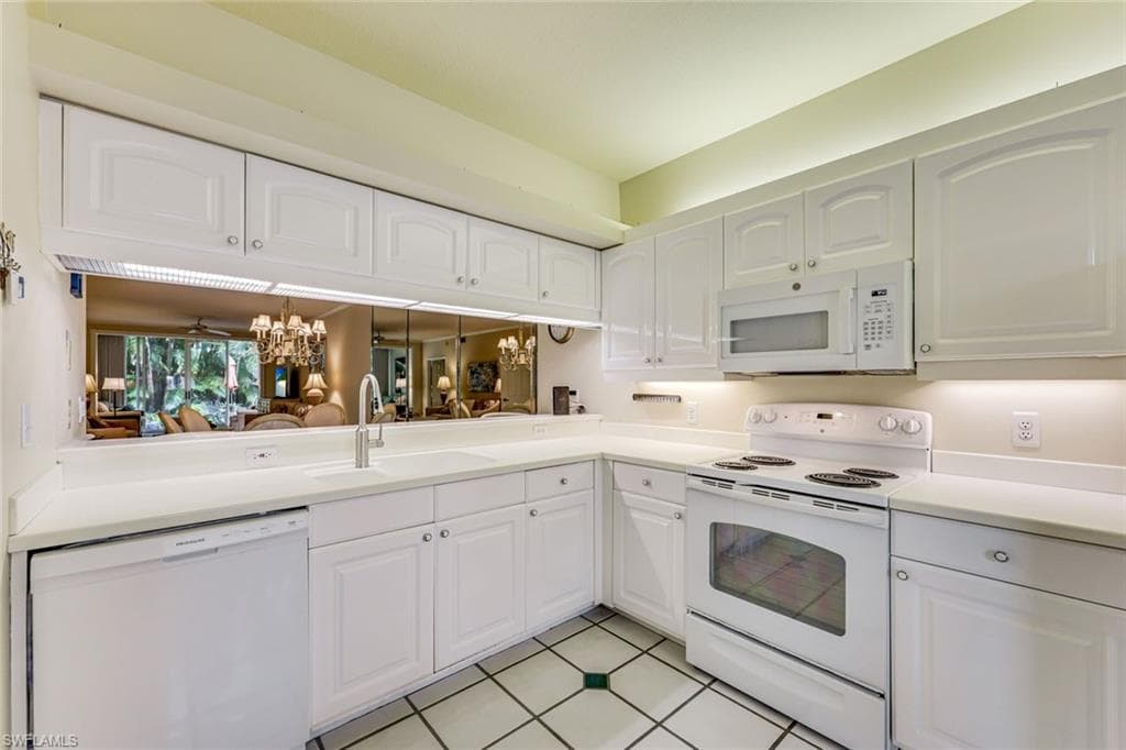 2325 Hidden Lake DR 1-4