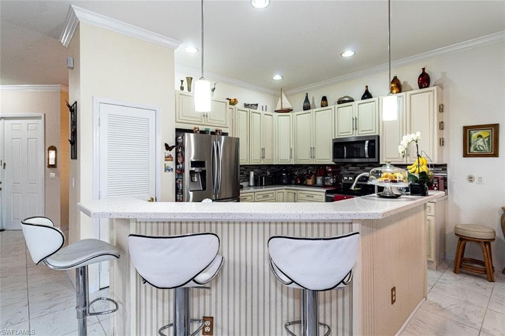 2540 Keystone Lake DR-9