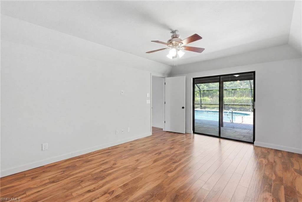 19028 Pine Run LN-9