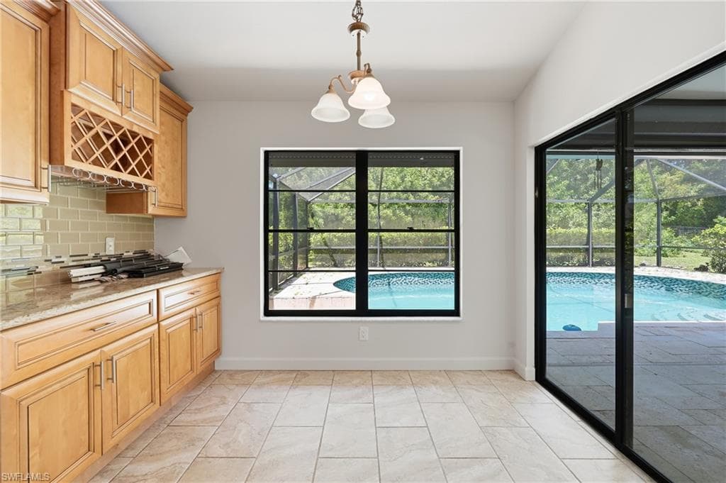 19028 Pine Run LN-8