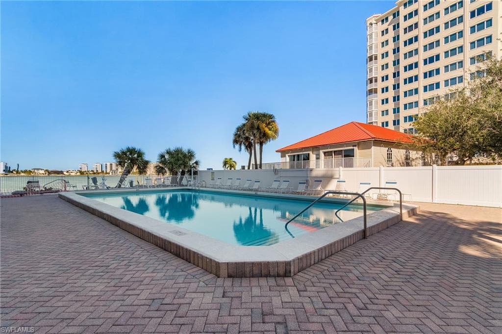 8701 Estero BLVD 304-12