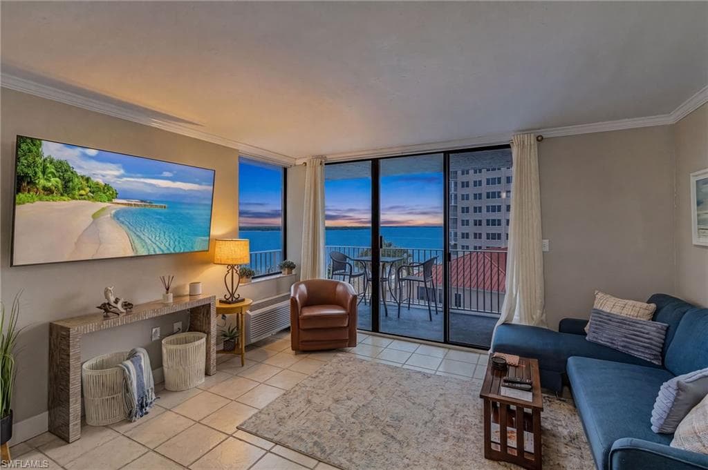 8701 Estero BLVD 304-4