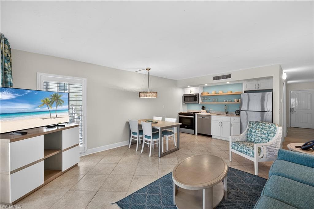 2255 W Gulf DR 127-6