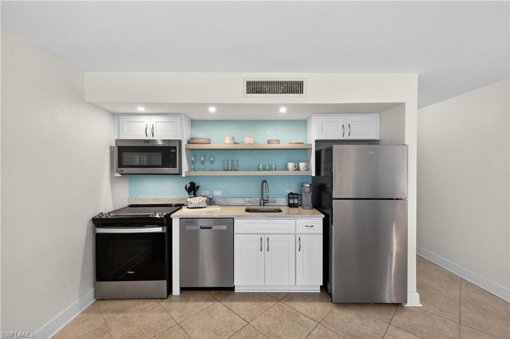 2255 W Gulf DR 127-9