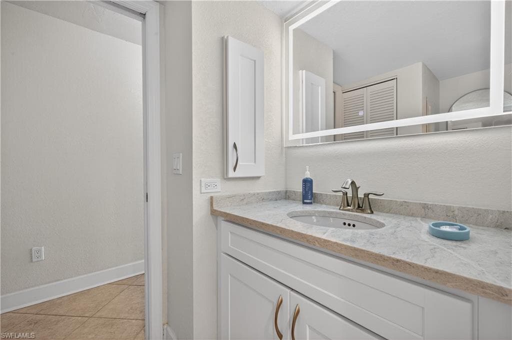 2255 W Gulf DR 127-19