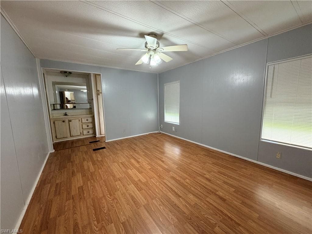 106 Gaslight AVE-9